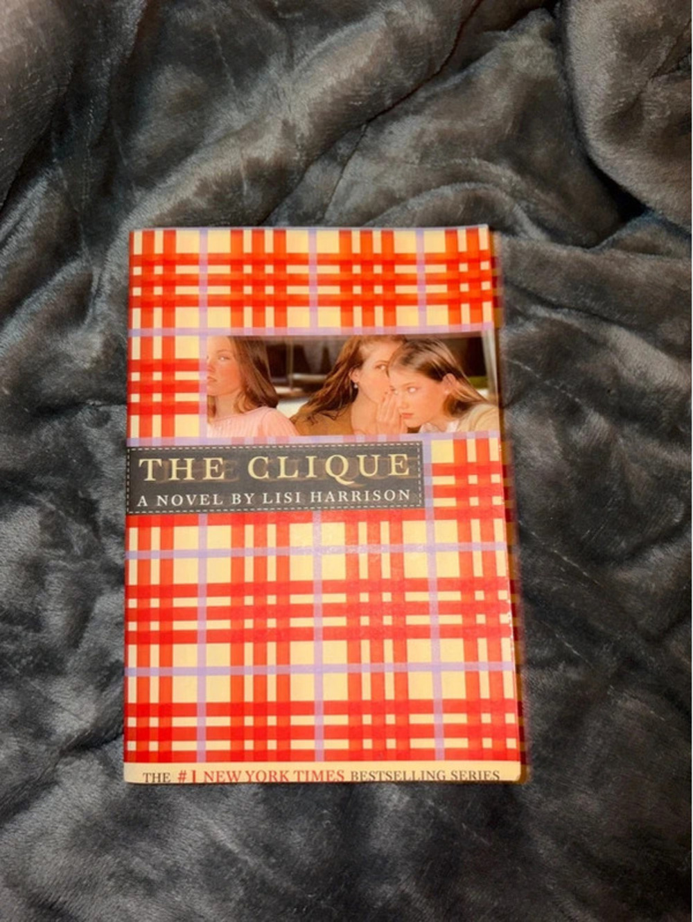The Clique by Lisi Harrison